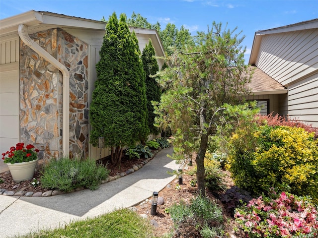 118 Cloverleaf Ln, Asheville, NC 28803 - view of yard