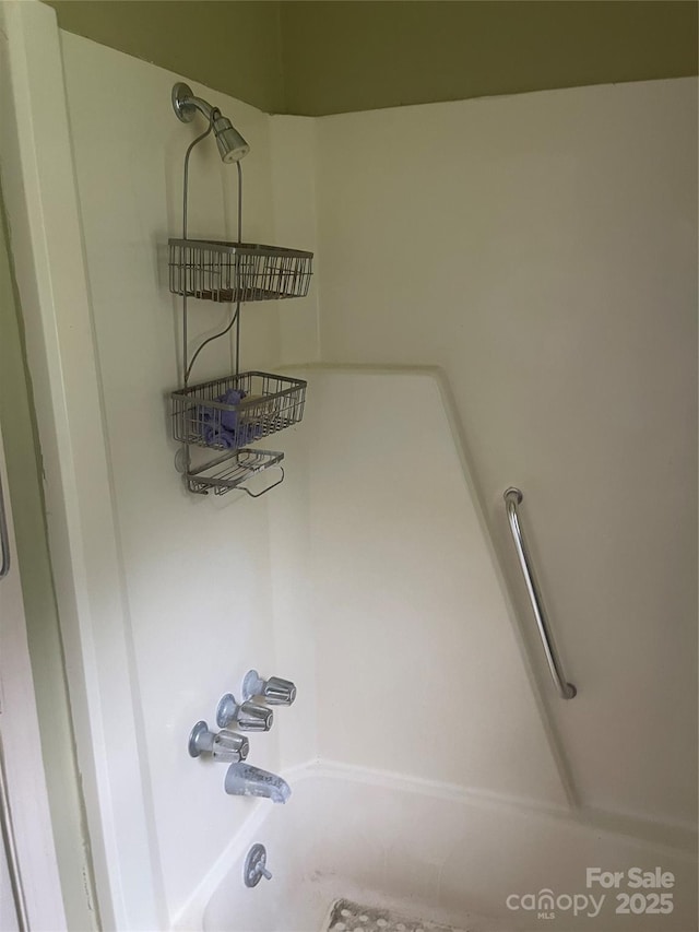 1418 Old Wilkesboro Rd, Salisbury, NC 28144 - bathroom view of bathing tub / shower combination