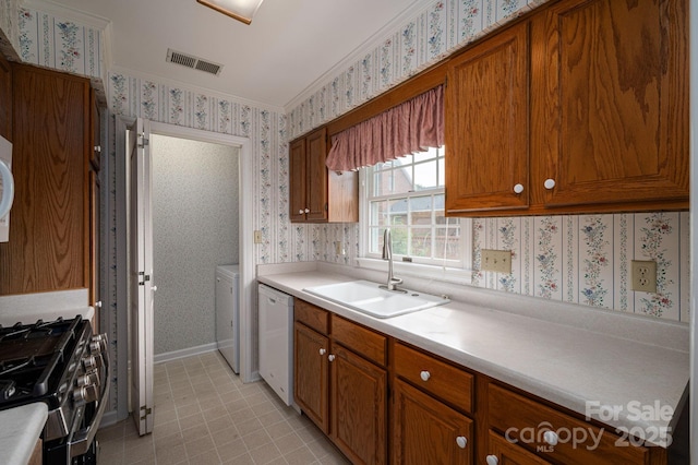 1909 Wexford Ct, Gastonia, NC 28054 - kitchen with wallpapered walls, a sink, stainless steel range with gas stovetop, dishwasher, and crown molding