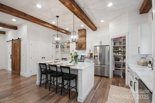 942 Paint Fork Rd, Mars Hill, NC 28754