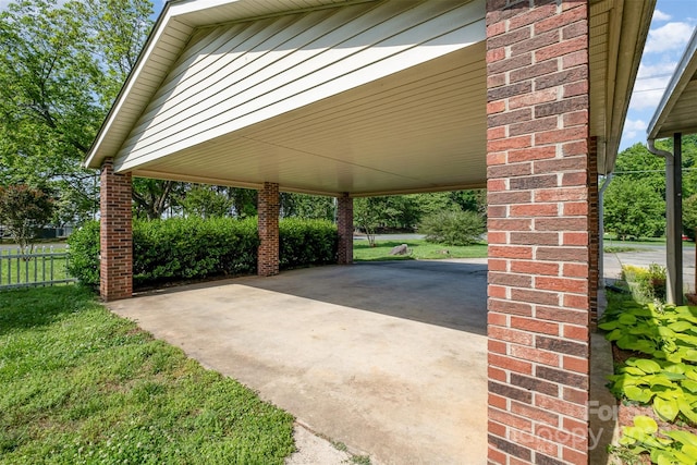 319 Glenhaven Dr, Charlotte, NC 28214 - view of vehicle parking featuring driveway