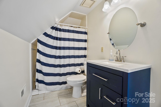 469 Valley Run Dr, Waxhaw, NC 28173 - bathroom featuring toilet, vanity, vaulted ceiling, and curtained shower