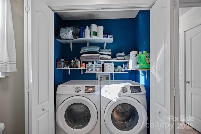 8007 Maxwelton Dr, Huntersville, NC 28078 - laundry area featuring washer and dryer
