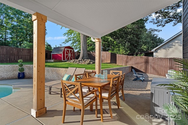 8007 Maxwelton Dr, Huntersville, NC 28078 - fenced backyard featuring a patio and outdoor dining space