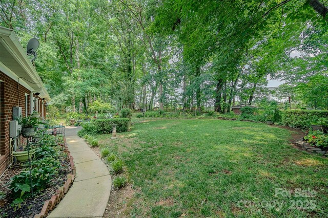 5208 Black Oak Ln, Waxhaw, NC 28173 - view of grassy yard