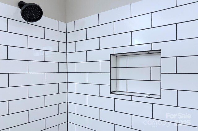 3951 Whitehall Dr, Charlotte, NC 28208 - bathroom with a tile shower