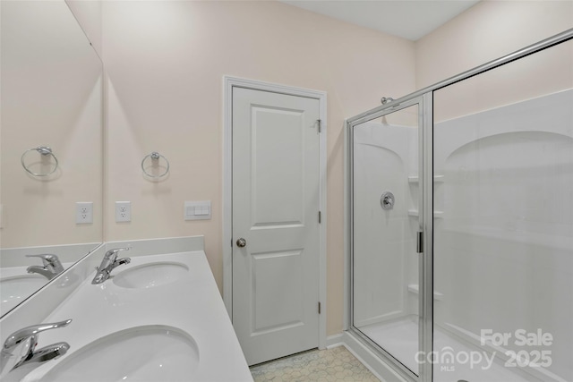 383 Ridgeview Ln, Mars Hill, NC 28754 - full bath featuring a stall shower and double vanity