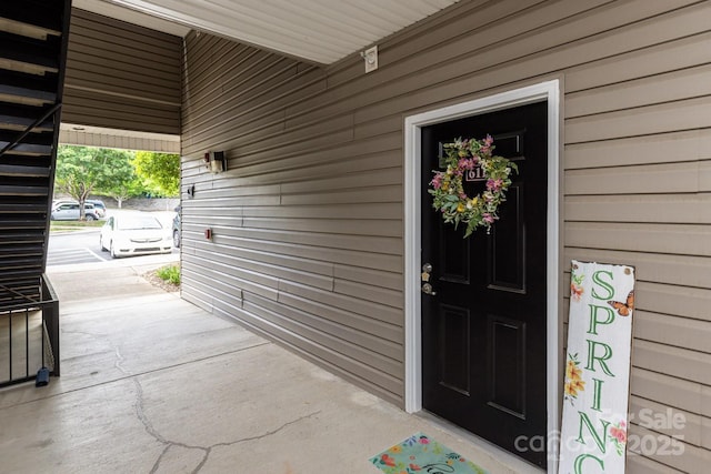 view of exterior entry