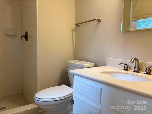 7212 Bradley Ct, Charlotte, NC 28227 - full bathroom featuring toilet, a shower stall, and vanity