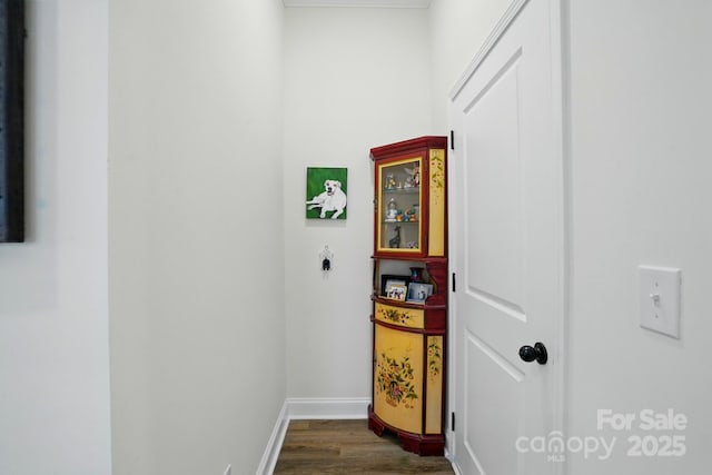 1318 Encore Ln, Waxhaw, NC 28173 - hallway with wood finished floors and baseboards