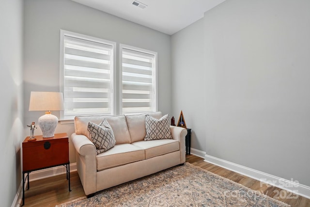 1318 Encore Ln, Waxhaw, NC 28173 - sitting room featuring wood finished floors and baseboards