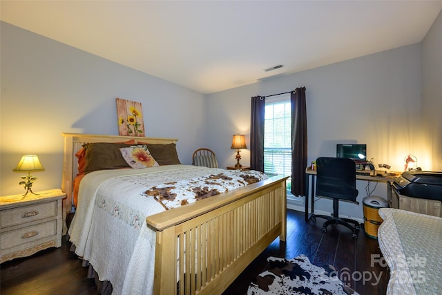 9239 N Vicksburg Park Ct, Charlotte, NC 28210 - bedroom featuring wood-type flooring and an office area
