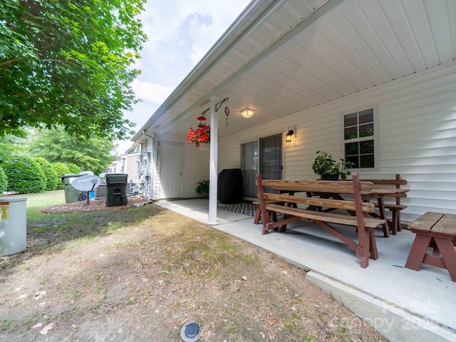 3446 Broadwick St, Charlotte, NC 28213 - view of patio / terrace