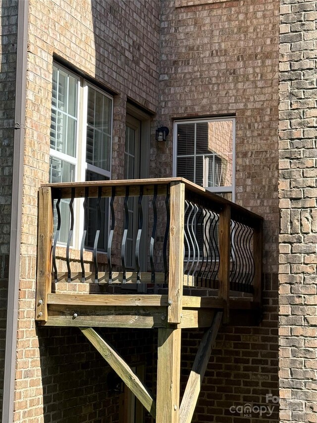 243 Lincoln St, Charlotte, NC 28203 - view of deck
