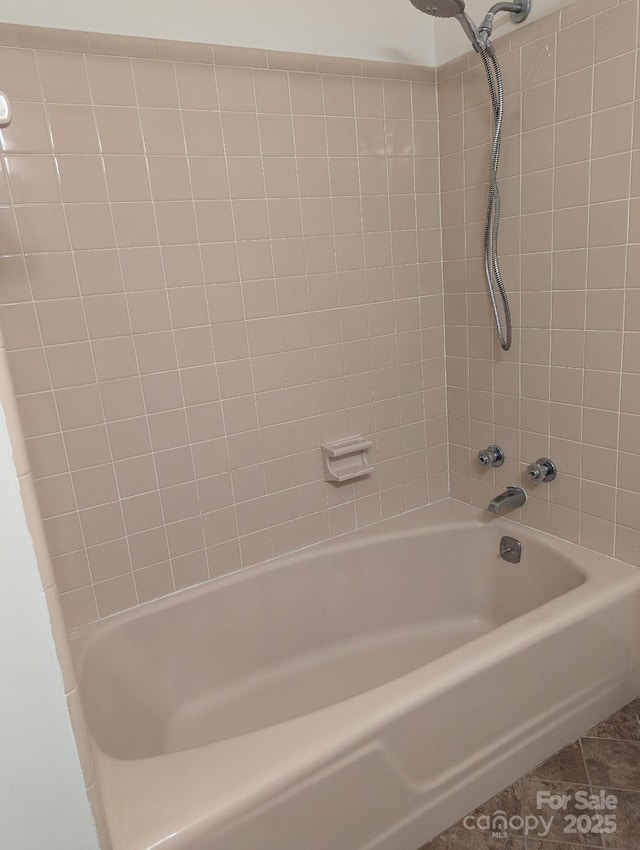 715 Gentry Pl, Charlotte, NC 28210 - full bath featuring  shower combination