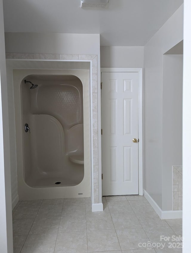 715 Gentry Pl, Charlotte, NC 28210 - full bathroom featuring tile patterned flooring and a shower