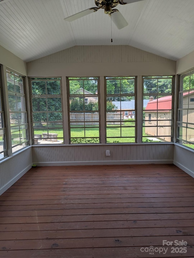 715 Gentry Pl, Charlotte, NC 28210 - unfurnished sunroom featuring lofted ceiling, hardwood / wood-style floors, a ceiling fan, and healthy amount of natural light