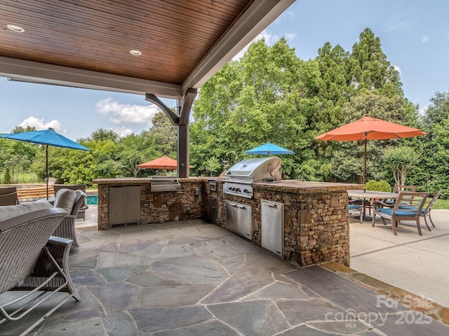 1404 Lookout Cir, Waxhaw, NC 28173 - view of patio with view of wooded area