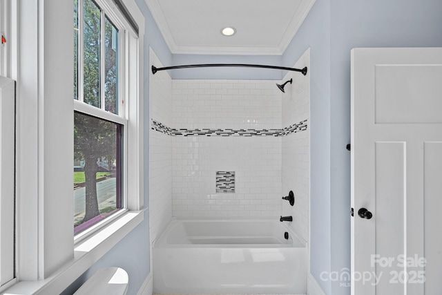 331 Solomon St, Charlotte, NC 28216 - full bathroom with  shower combination, crown molding, baseboards, and recessed lighting