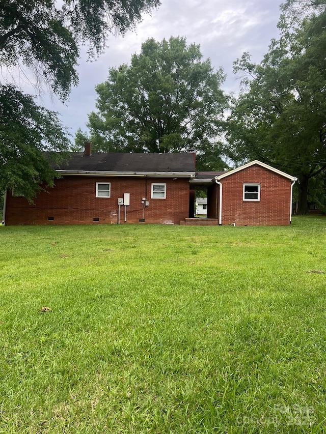 610 E Maryland Ave, Bessemer City, NC 28016 - photo 2