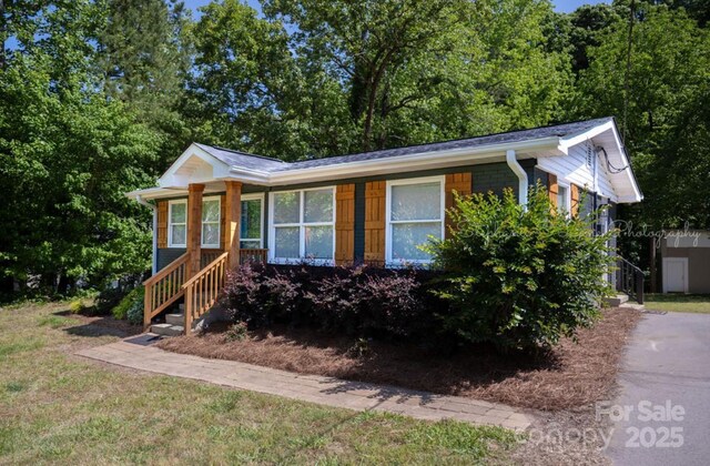 728 Morningside Dr, Mount Holly, NC 28120 - view of front of home