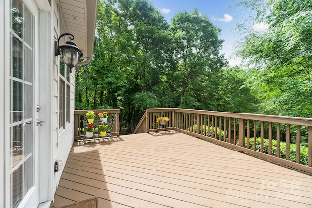 6795 Montgomery Rd, Lake Wylie, SC 29710 - view of wooden terrace