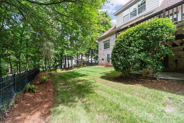 6795 Montgomery Rd, Lake Wylie, SC 29710 - view of yard