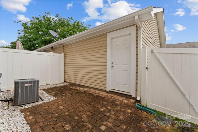 18460 W Catawba Ave, Cornelius, NC 28031 - photo 31