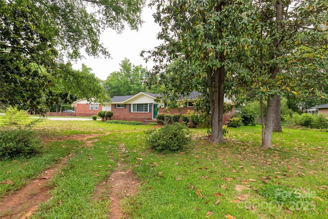 405 N Woodland Dr, Lancaster, SC 29720 - view of green lawn