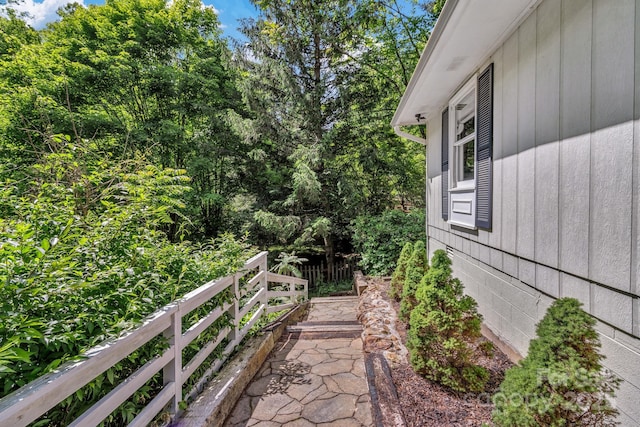 35 Avondale Rd, Asheville, NC 28803 - view of yard