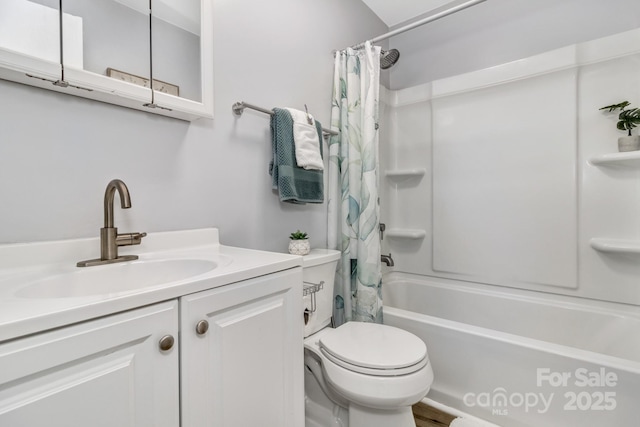 35 Avondale Rd, Asheville, NC 28803 - bathroom featuring shower / bath combo, toilet, and vanity