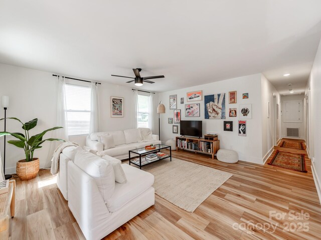 1817 Rush Wind Dr, Charlotte, NC 28206 - photo 4