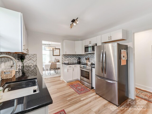 1817 Rush Wind Dr, Charlotte, NC 28206 - photo 9