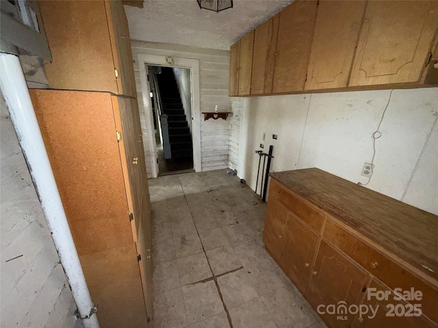 1445 33rd St SW, Hickory, NC 28602 - view of hall