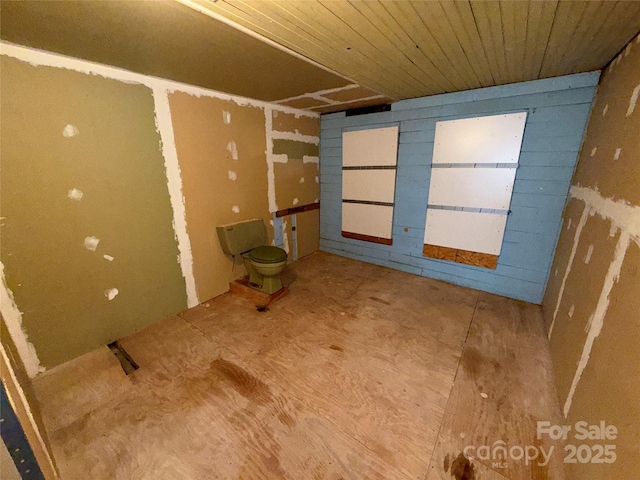 1445 33rd St SW, Hickory, NC 28602 - view of empty room