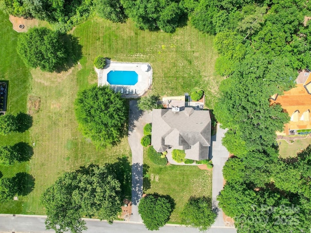 1508 Avalon Oaks Ct, Dallas, NC 28034 - aerial view of a pool