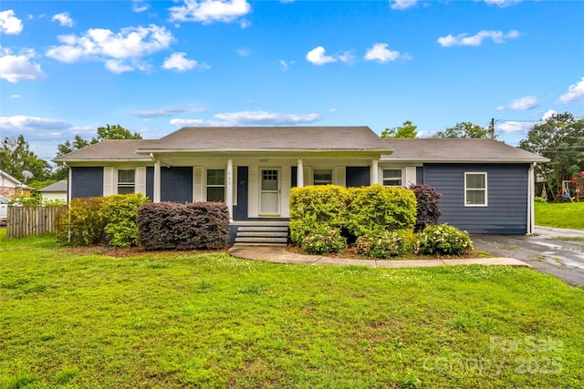 211 Ridgecrest St, Kannapolis, NC 28081 - view of front facade with a porch