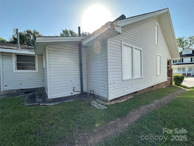 462 Dave Lyle Blvd, Rock Hill, SC 29730 - view of side of home with crawl space and a lawn