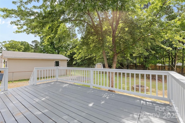 6412 Sullins Rd, Charlotte, NC 28214 - deck with view of wooded area
