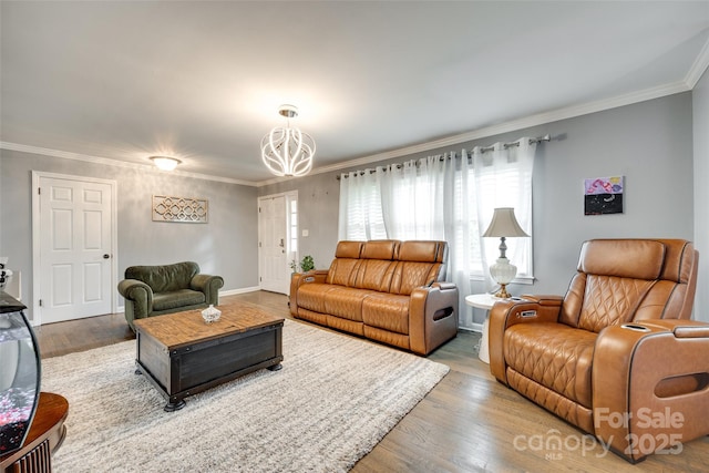 622 University Dr, Rock Hill, SC 29730 - living area with wood finished floors, a chandelier, and crown molding