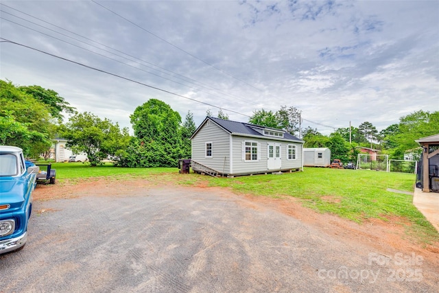 622 University Dr, Rock Hill, SC 29730 - view of front of house featuring an outdoor structure and metal roof