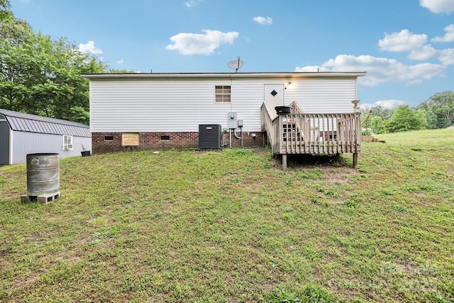 103 Palace Pt, Kings Mountain, NC 28086 - rear view of property with a deck, a yard, crawl space, and central AC