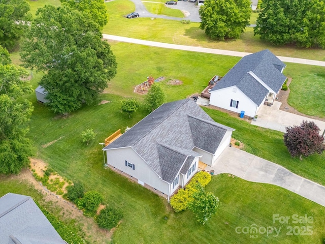 aerial view of property and surrounding area