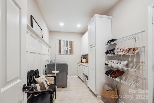 8612 Tintinhull Ln, Waxhaw, NC 28173 - laundry room featuring washer and clothes dryer, recessed lighting, and baseboards