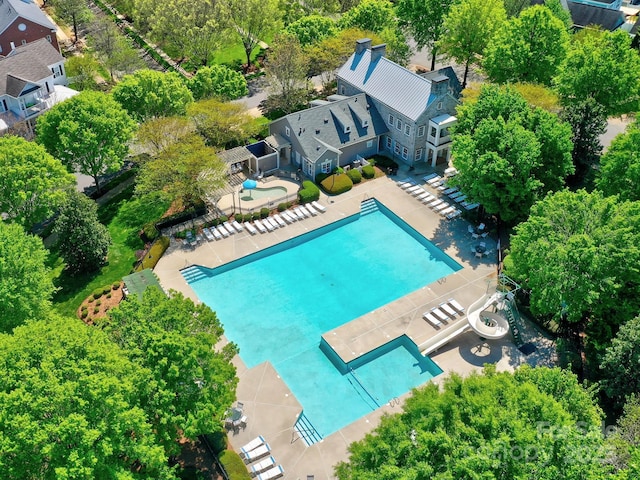 bird's eye view of a pool area