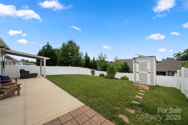 274 Robinwood Ln, Lake Wylie, SC 29710 - view of yard with a patio