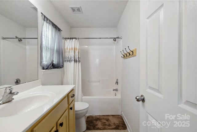 1457 Matthew Allen Cir, Kannapolis, NC 28081 - full bath with vanity, toilet, a textured ceiling, and shower / bathtub combination with curtain