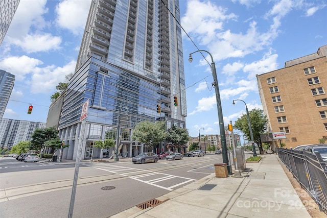 333 W Trade St Unit 1500, Charlotte, NC 28202 - view of building exterior