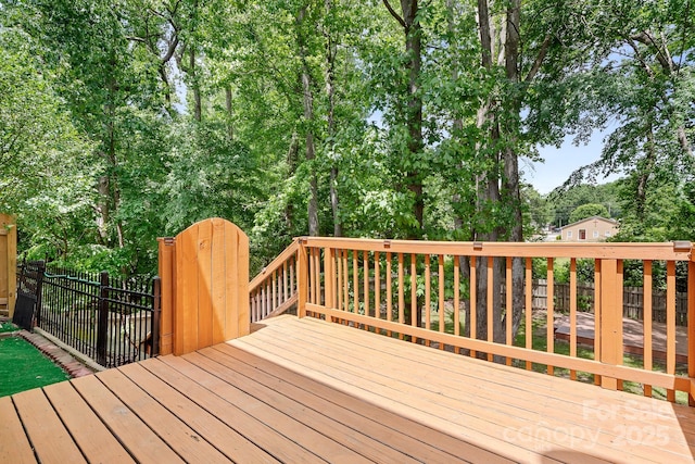 9437 Macquarie Ln, Charlotte, NC 28227 - wooden terrace with a fenced backyard