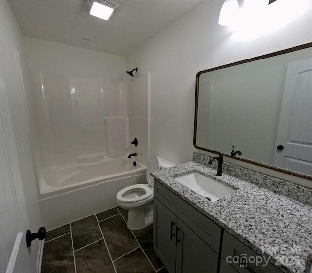 280 Haven Ridge Ln N, Marion, NC 28752 - full bath featuring toilet, vanity, shower / bath combination, and tile patterned floors